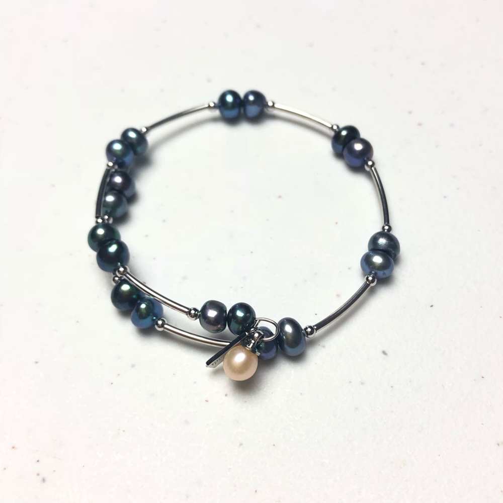 Vantel Pearls Chic to Chic Bracelet NWT